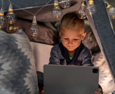 screen time children, mumsjourney. ivana poku